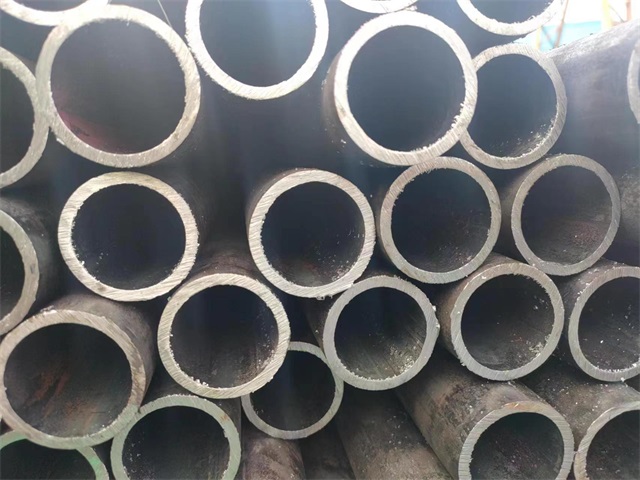 茂名10#结构用无缝钢管